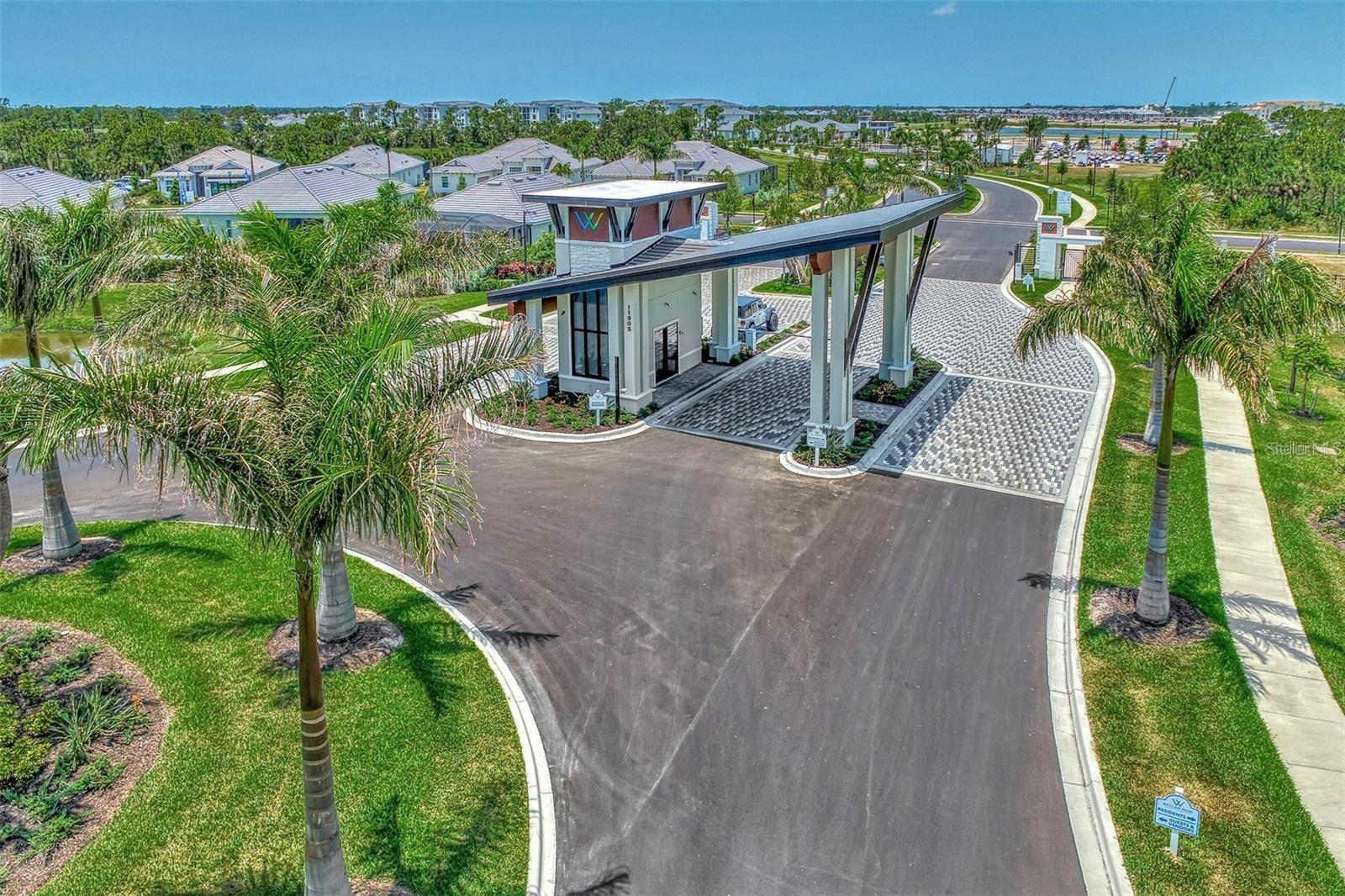 WELLEN PARK GOLF & COUNTRY CLUB - Residential