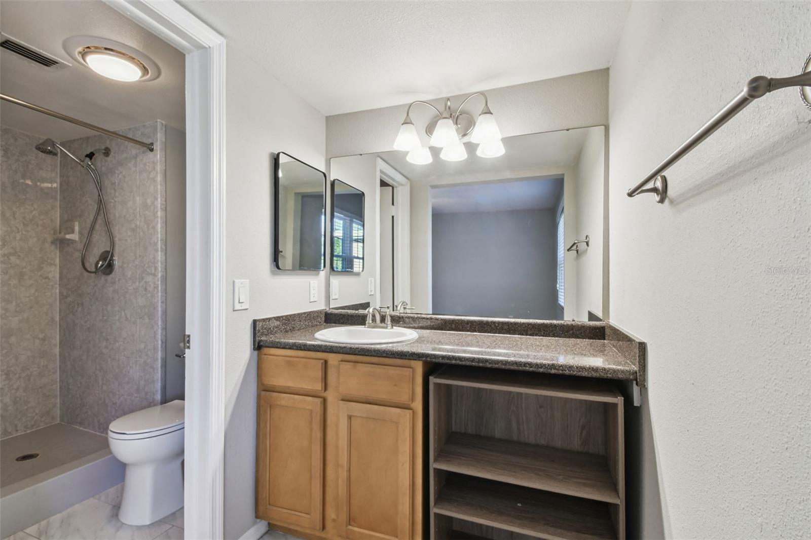 THE GRAND AT OLDE CARROLLWOOD - Residential Lease