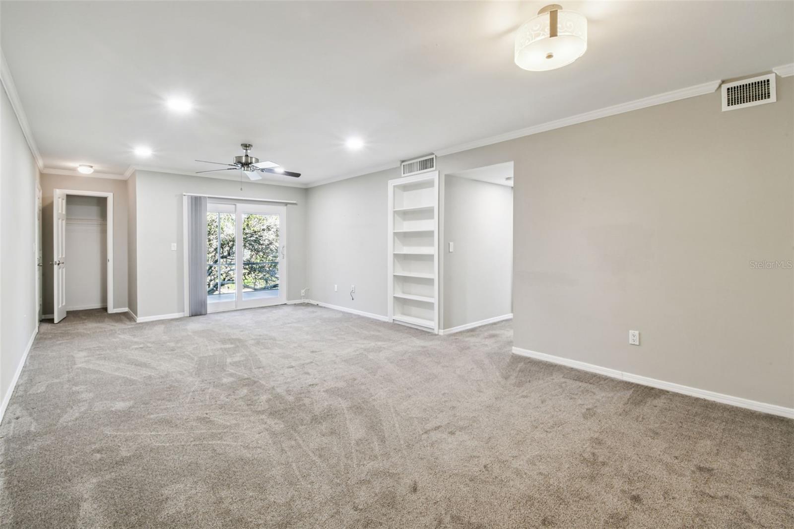 THE GRAND AT OLDE CARROLLWOOD - Residential Lease