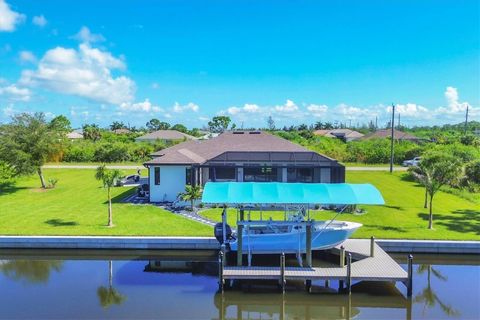 A home in PORT CHARLOTTE