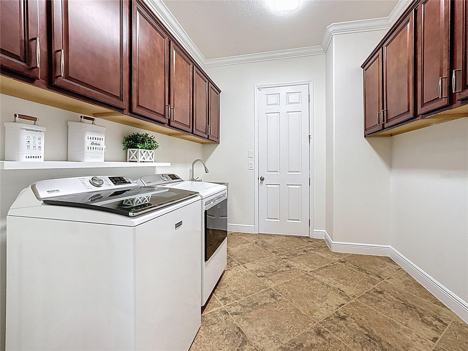 RYE WILDERNESS ESTATES PH III - Residential