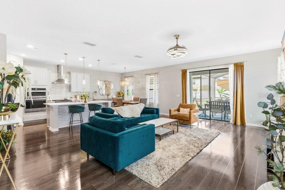 9547 JUNIPER MOSS CIRCLE