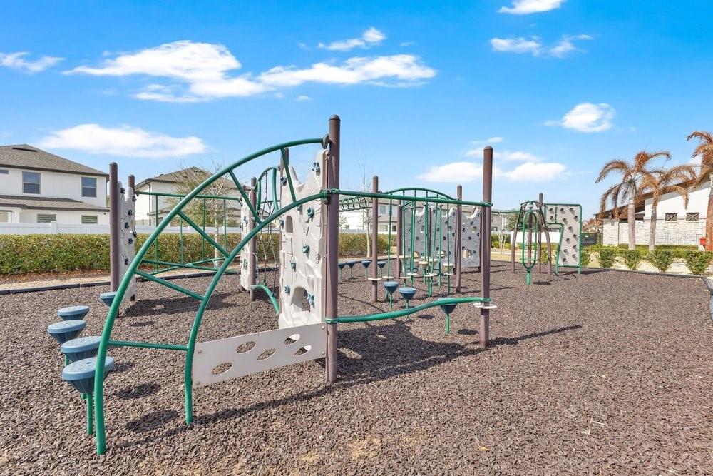 MOSS PARK PRESERVE - Residential