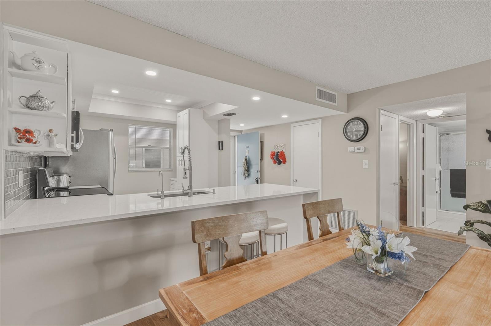 GLEN OAKS GARDEN APTS 1 - Residential
