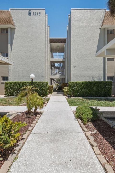 1520 GLEN OAKS DRIVE E 247 SARASOTA FL 34232