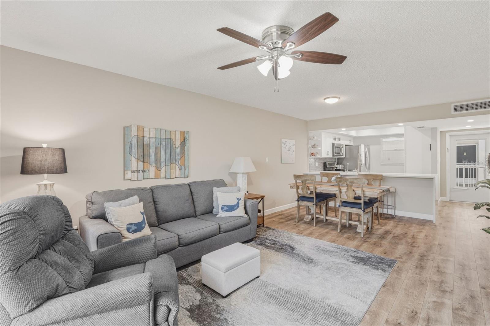 GLEN OAKS GARDEN APTS 1 - Residential