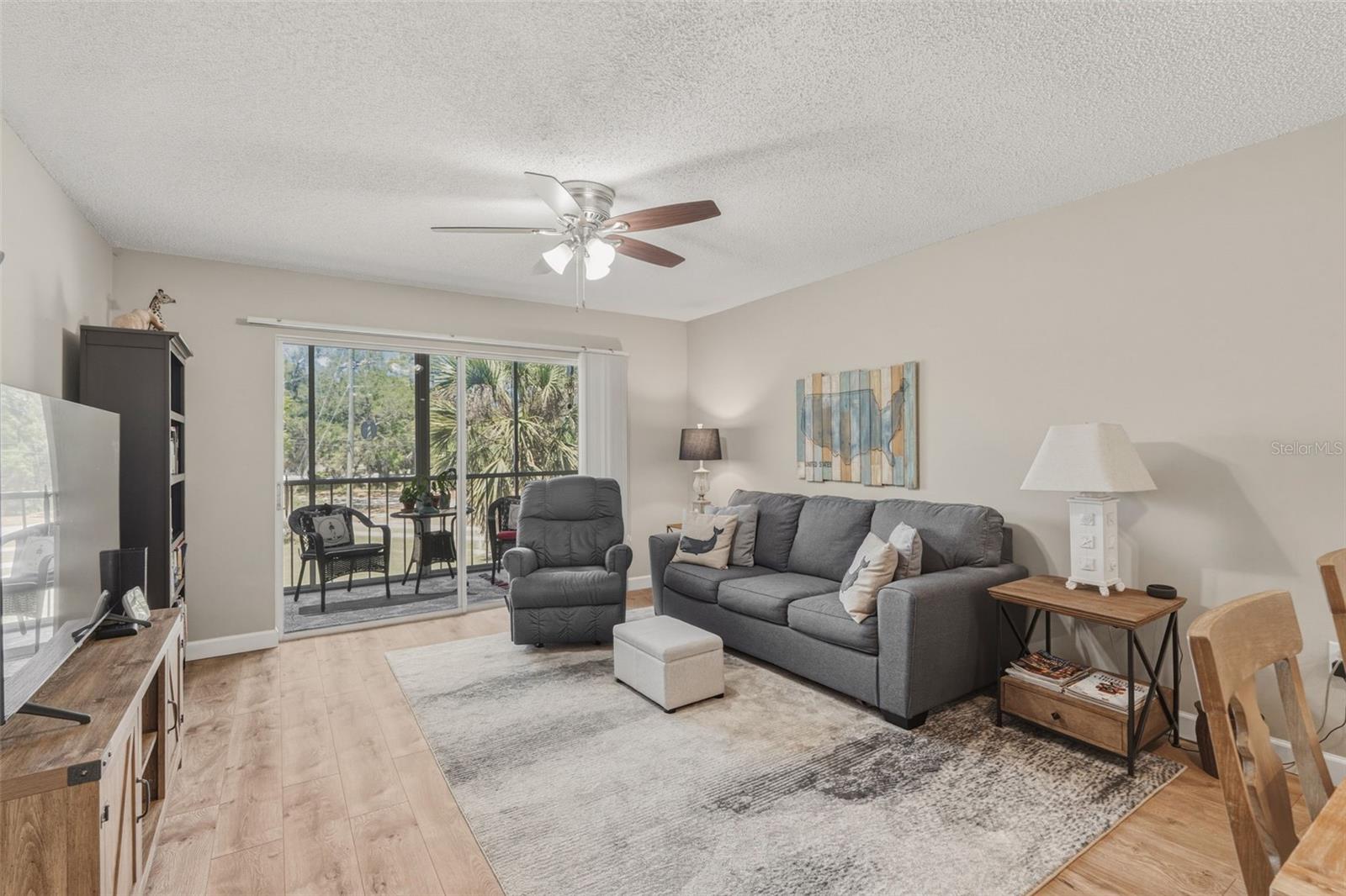 GLEN OAKS GARDEN APTS 1 - Residential