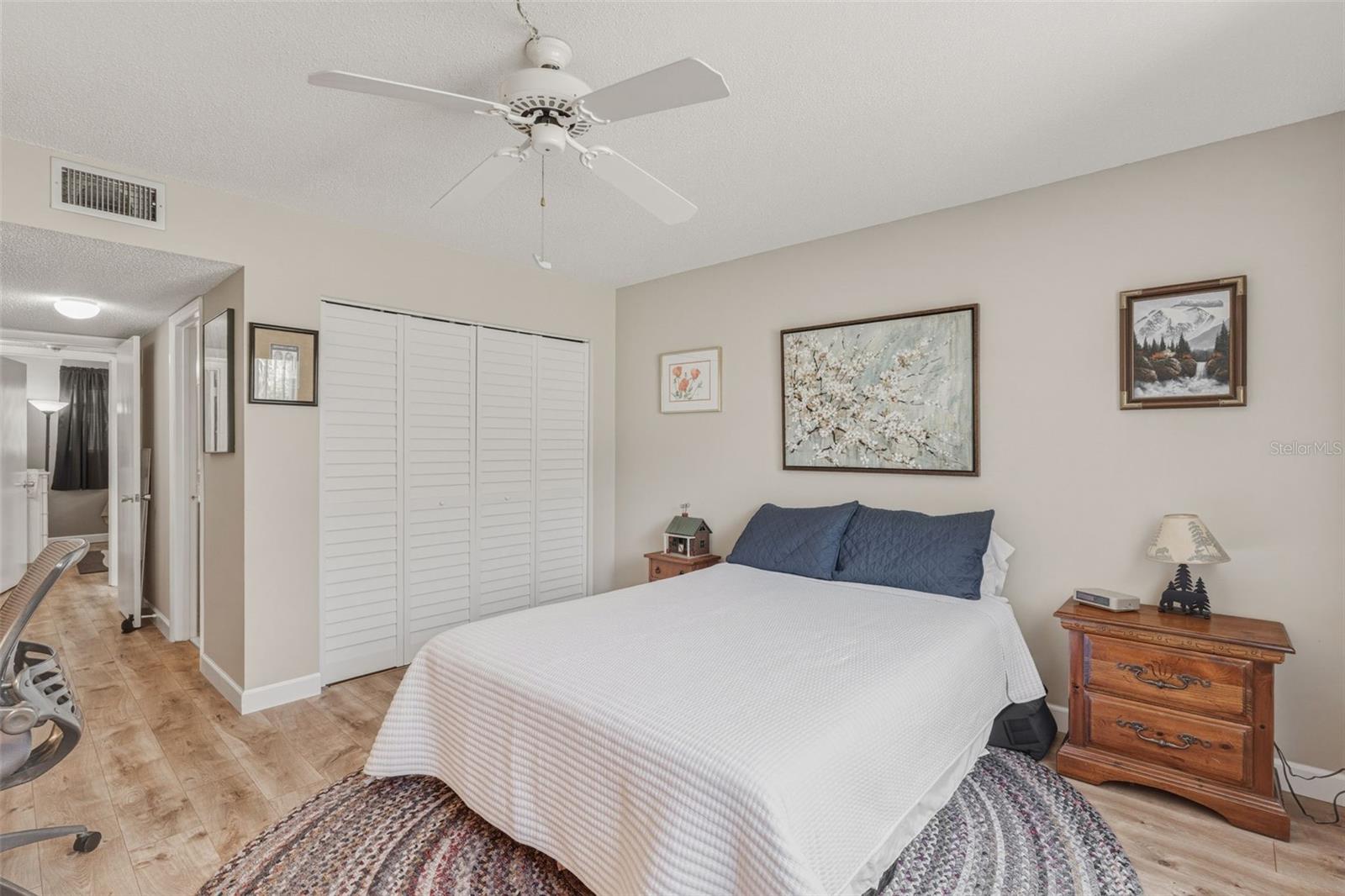 GLEN OAKS GARDEN APTS 1 - Residential