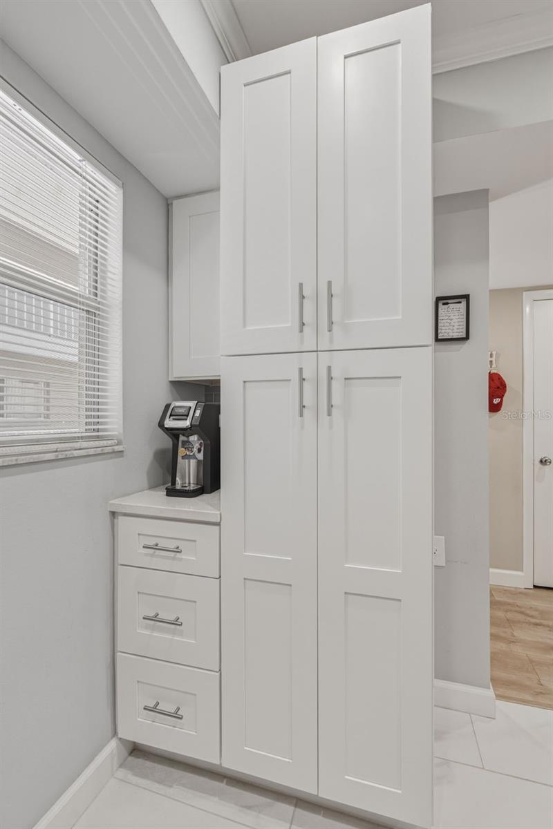 GLEN OAKS GARDEN APTS 1 - Residential