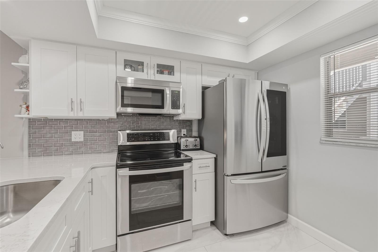 GLEN OAKS GARDEN APTS 1 - Residential