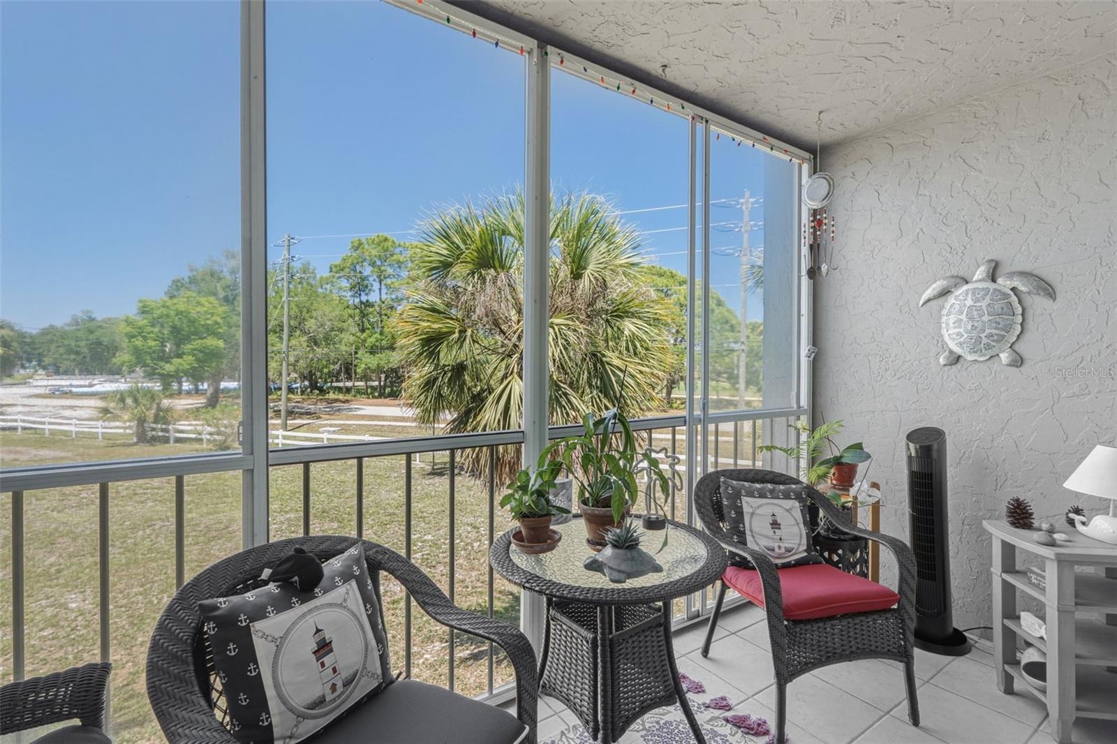 GLEN OAKS GARDEN APTS 1 - Residential