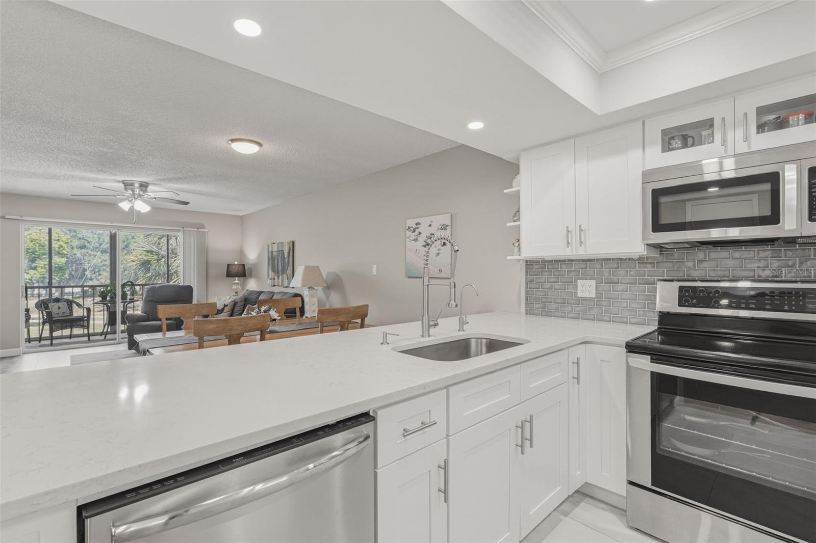 GLEN OAKS GARDEN APTS 1 - Residential