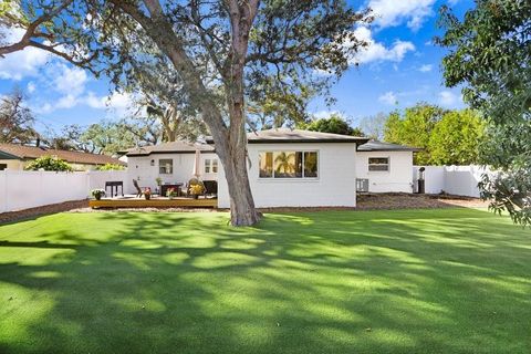 A home in TAMPA