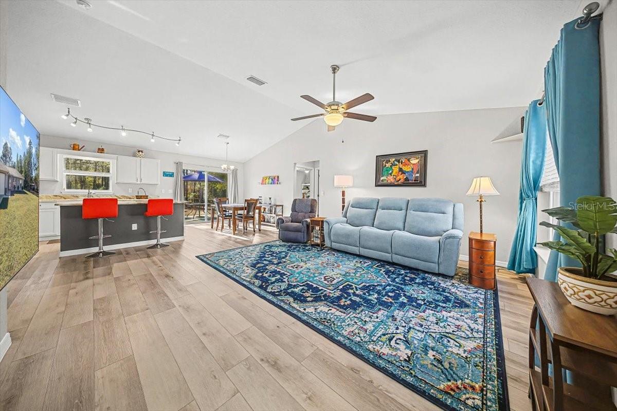 RAINBOW SPGS 01 REP - Residential