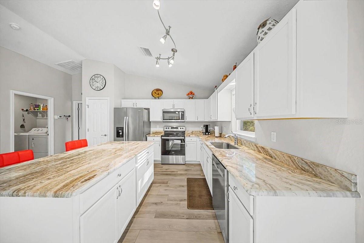 RAINBOW SPGS 01 REP - Residential