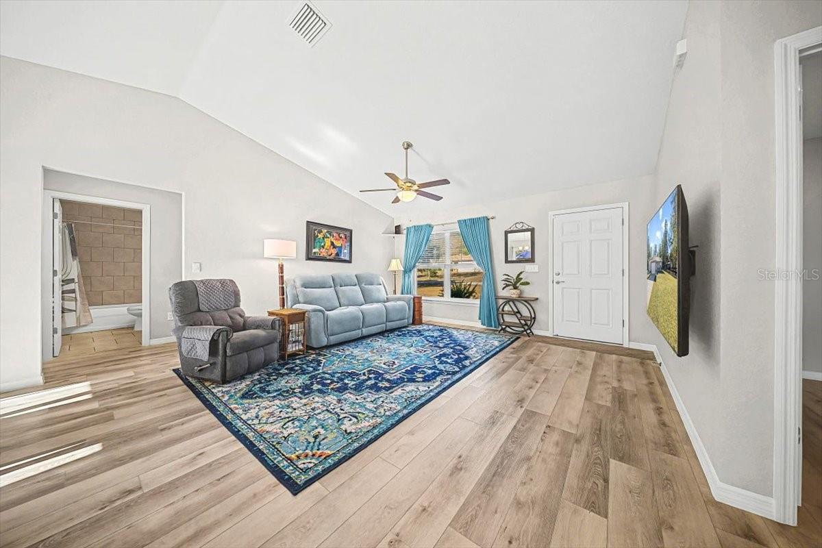 RAINBOW SPGS 01 REP - Residential