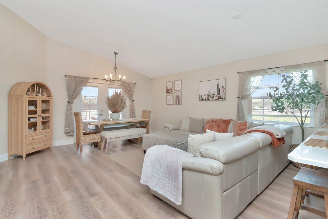 COTEE RIVER HEIGHTS - Residential Lease