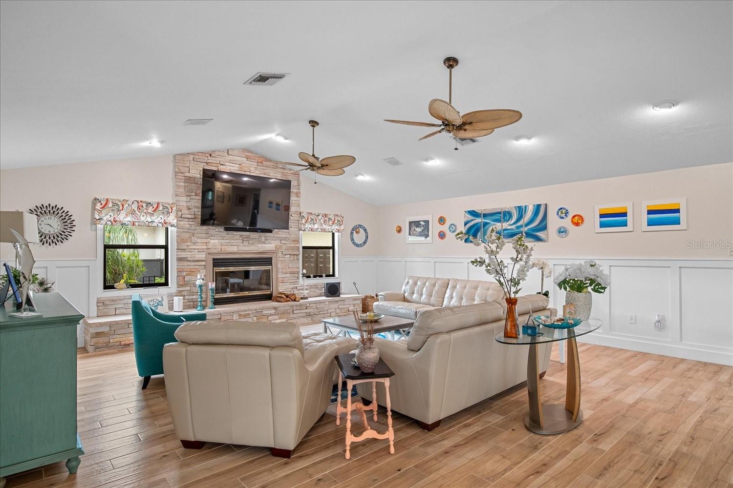 184 COLONY POINT DRIVE