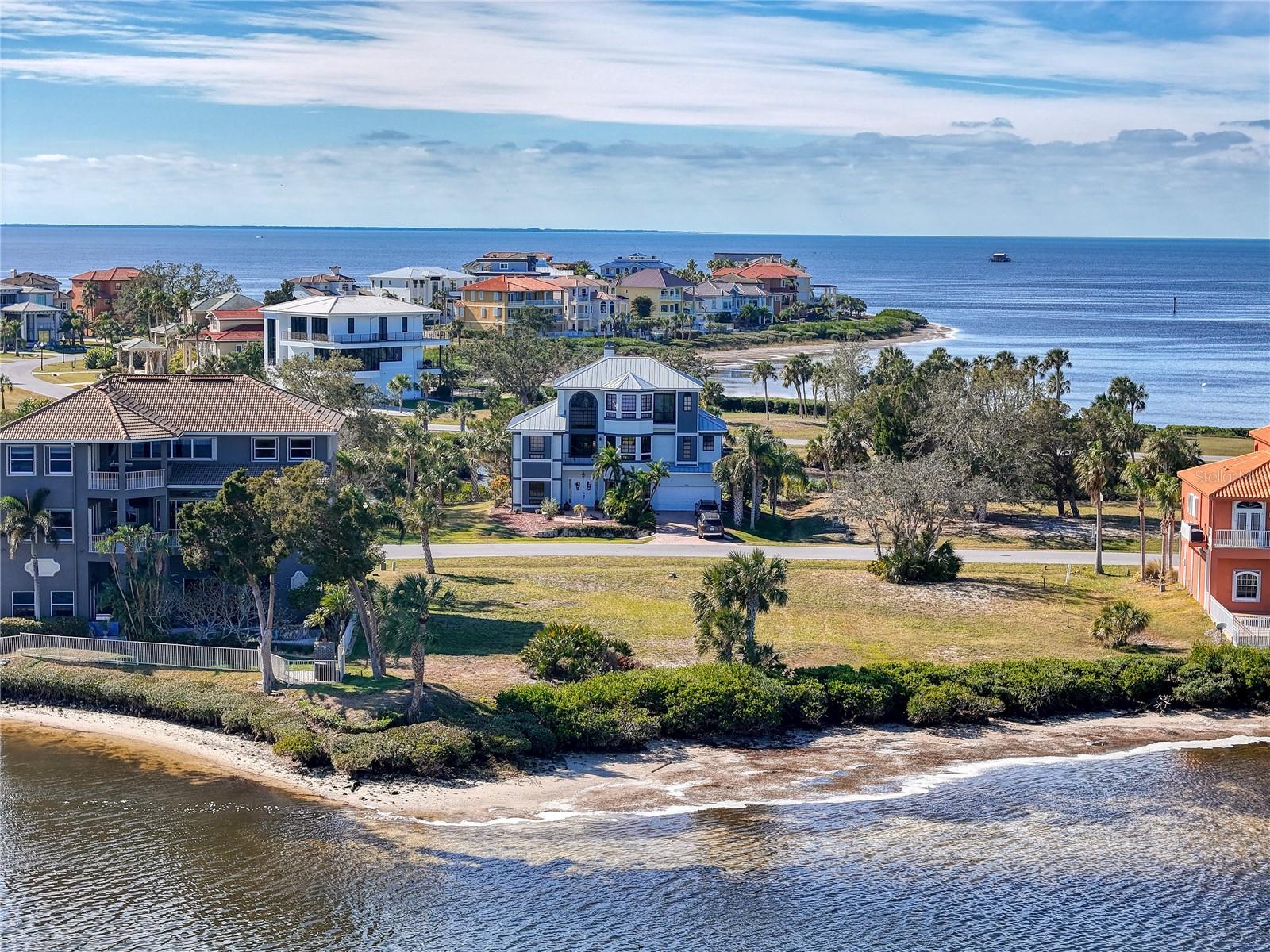 Lot 46 HARBORPOINTE DR.