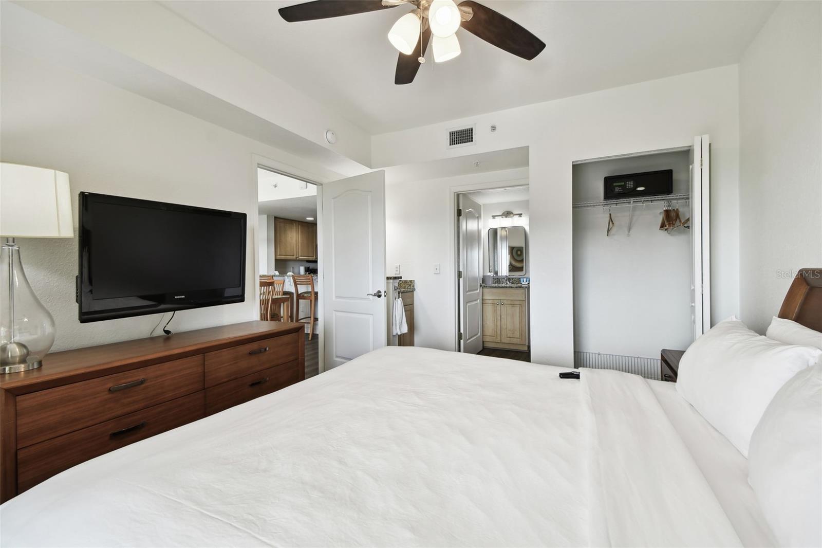 CRYSTAL PALMS BCH RESORT AT TREASURE ISLAND CONDO - Residential