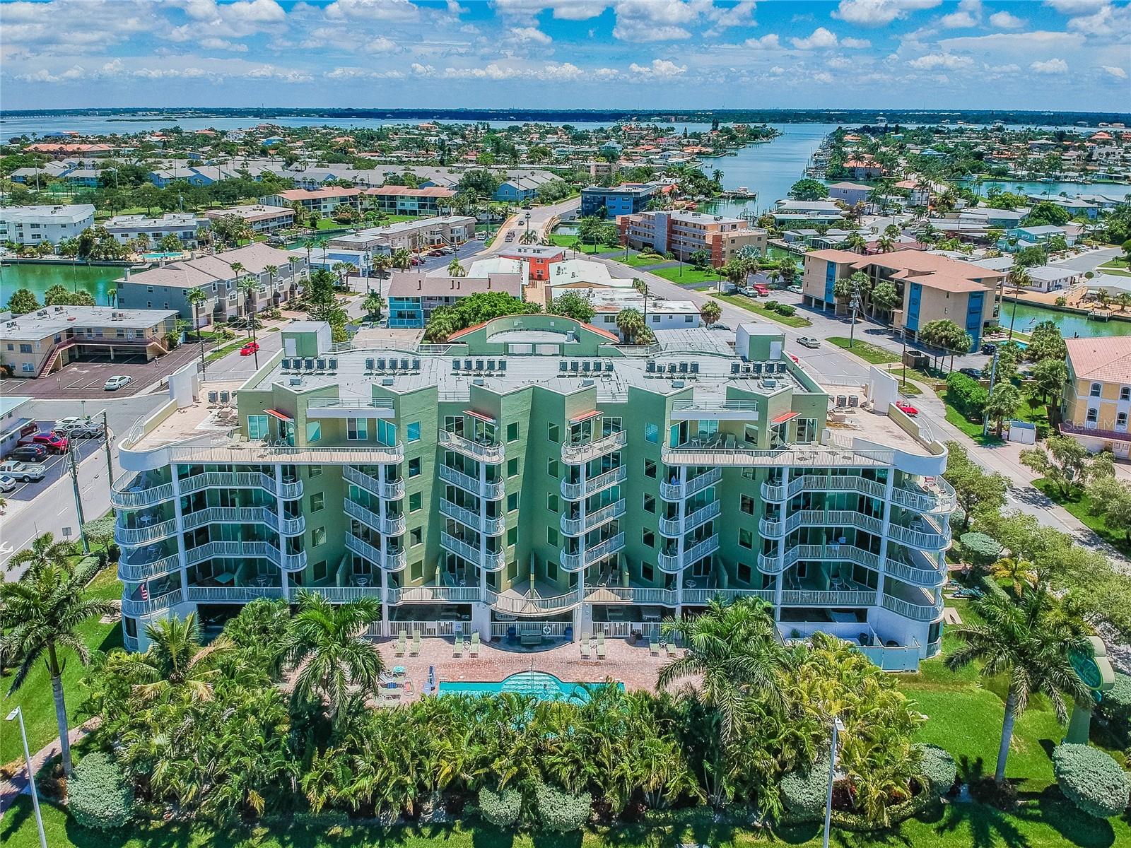 11605 GULF BOULEVARD 402