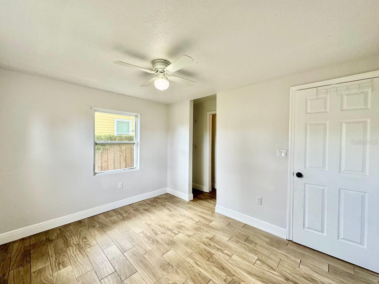 SULPHUR SPGS ADD - Residential Lease
