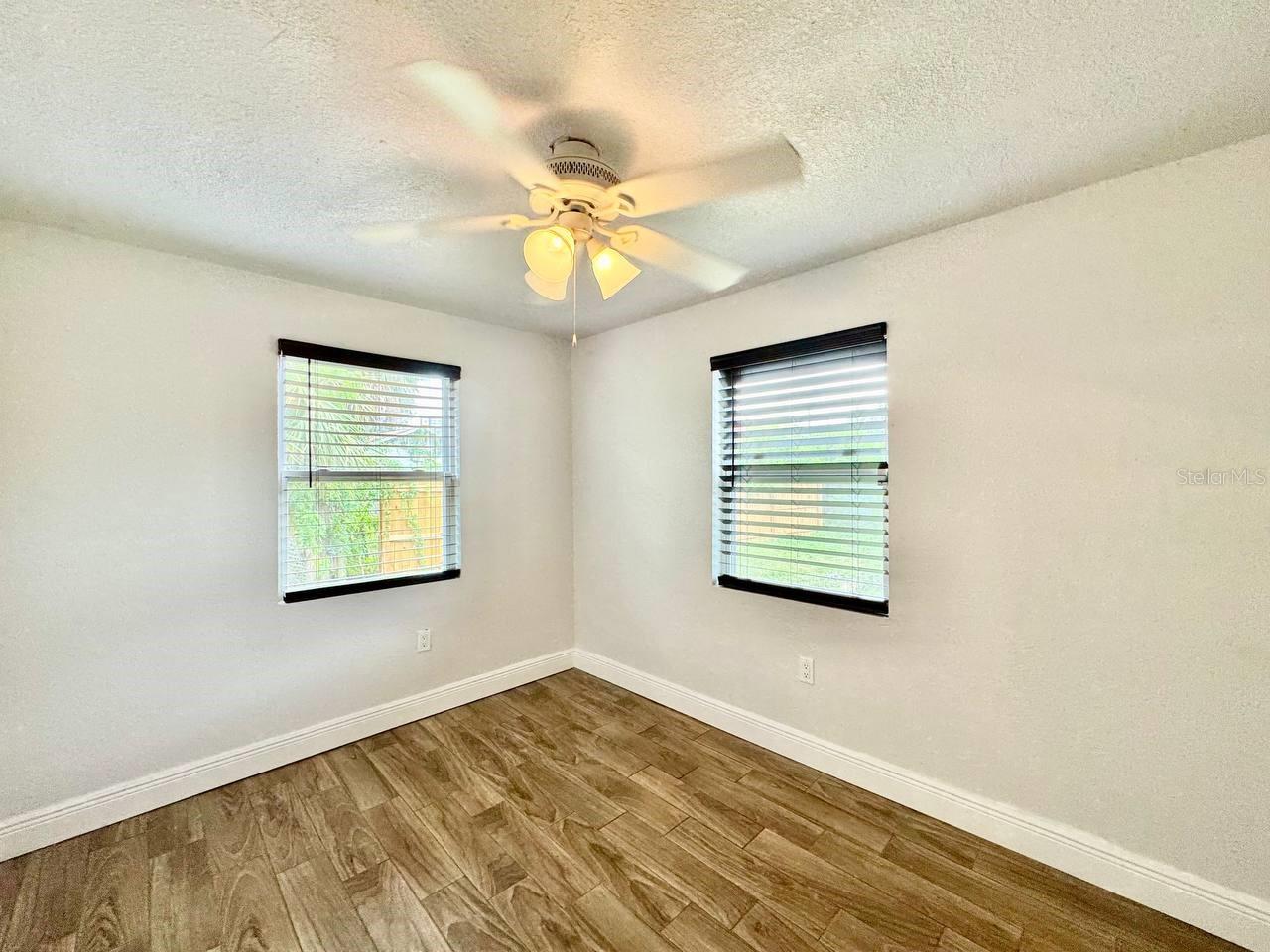 SULPHUR SPGS ADD - Residential Lease