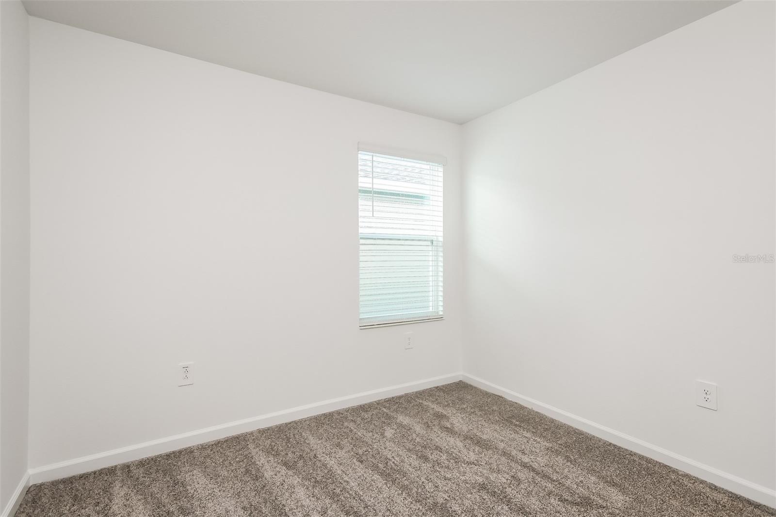 PEACE CRK RESERVE - Residential Lease