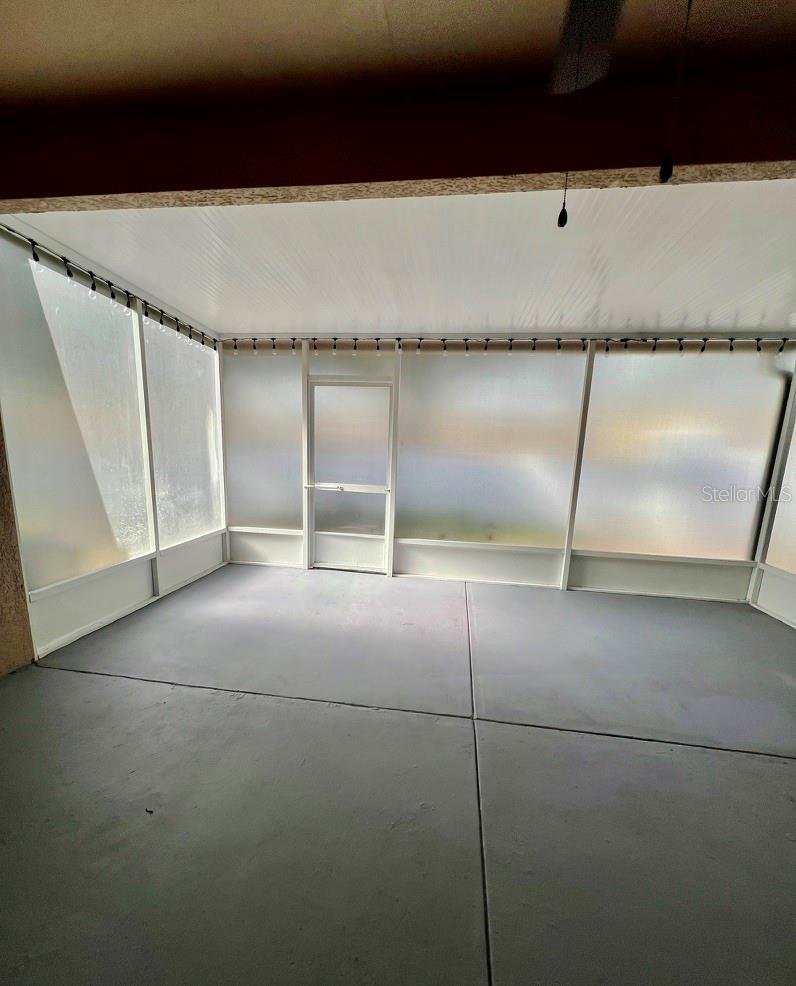 MEADOW POINTE PRCL 16 - Residential Lease