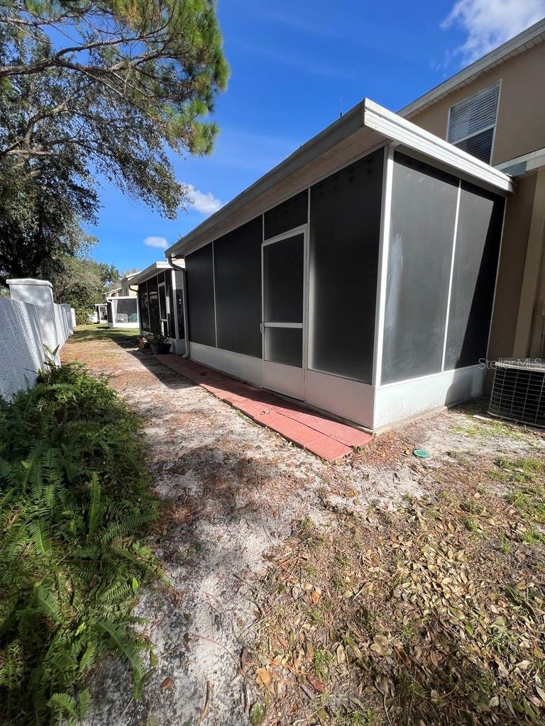 MEADOW POINTE PRCL 16 - Residential Lease