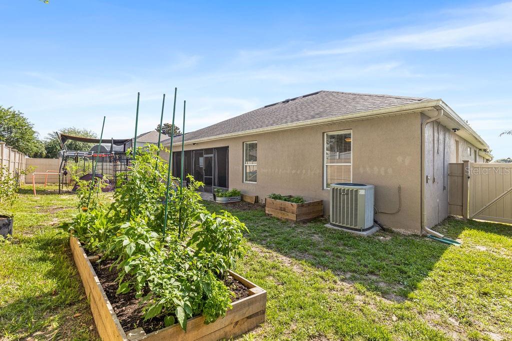 JOHNS LANDING PH 01 44/47 - Residential