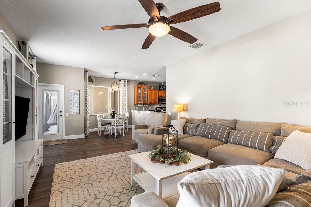 JOHNS LANDING PH 01 44/47 - Residential