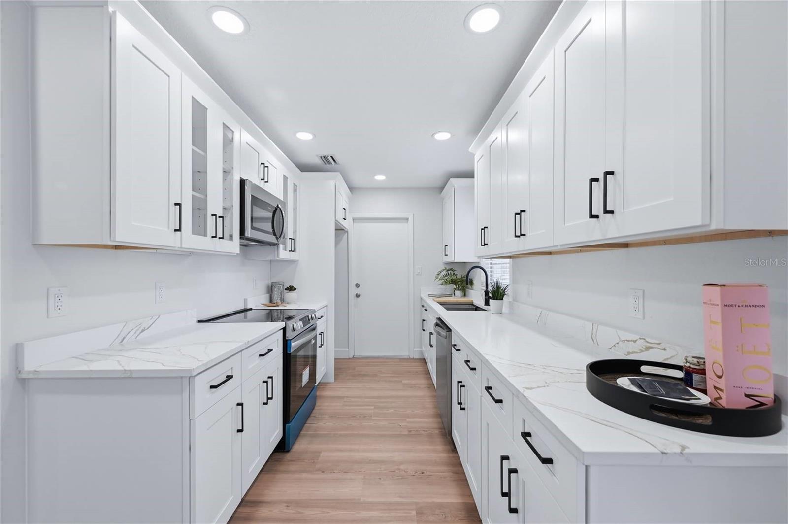 BONNIEBROOK ESTATES - Residential