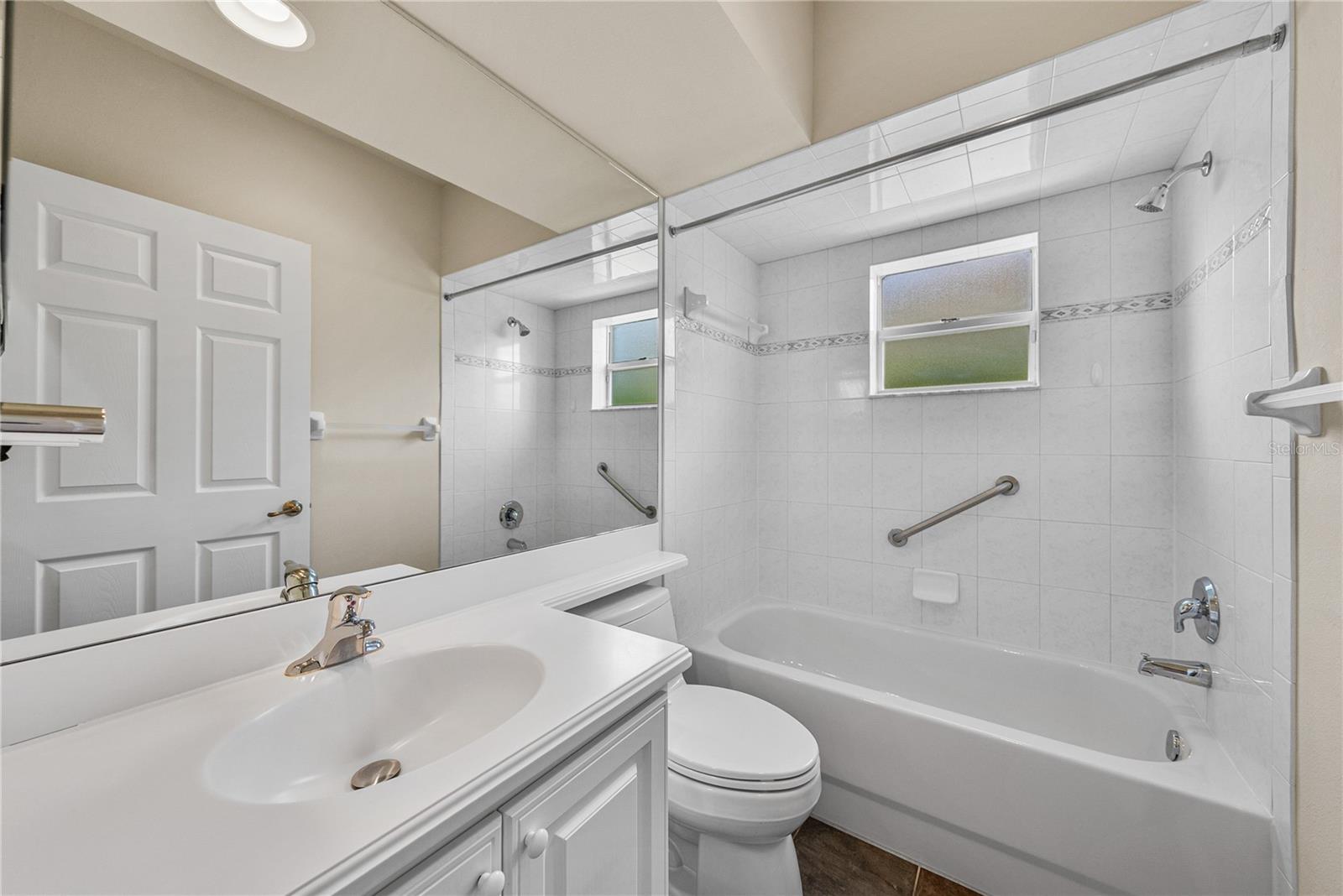 LAKE JOVITA GOLF & COUNTRY CLUB PH 03 C - Residential