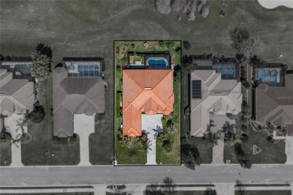 Photo of 34321 Sahalee Loop, Dade City, FL 33525 (MLS # TB8486266)