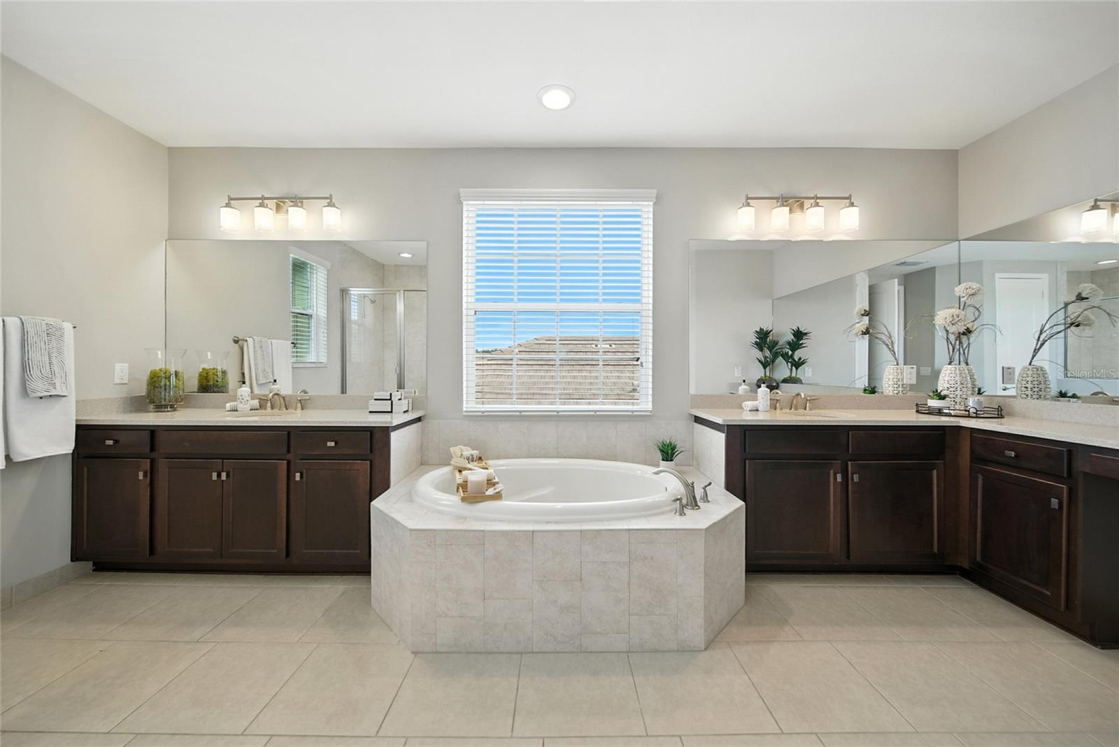 THE RIDGE AT WIREGRASS - Residential