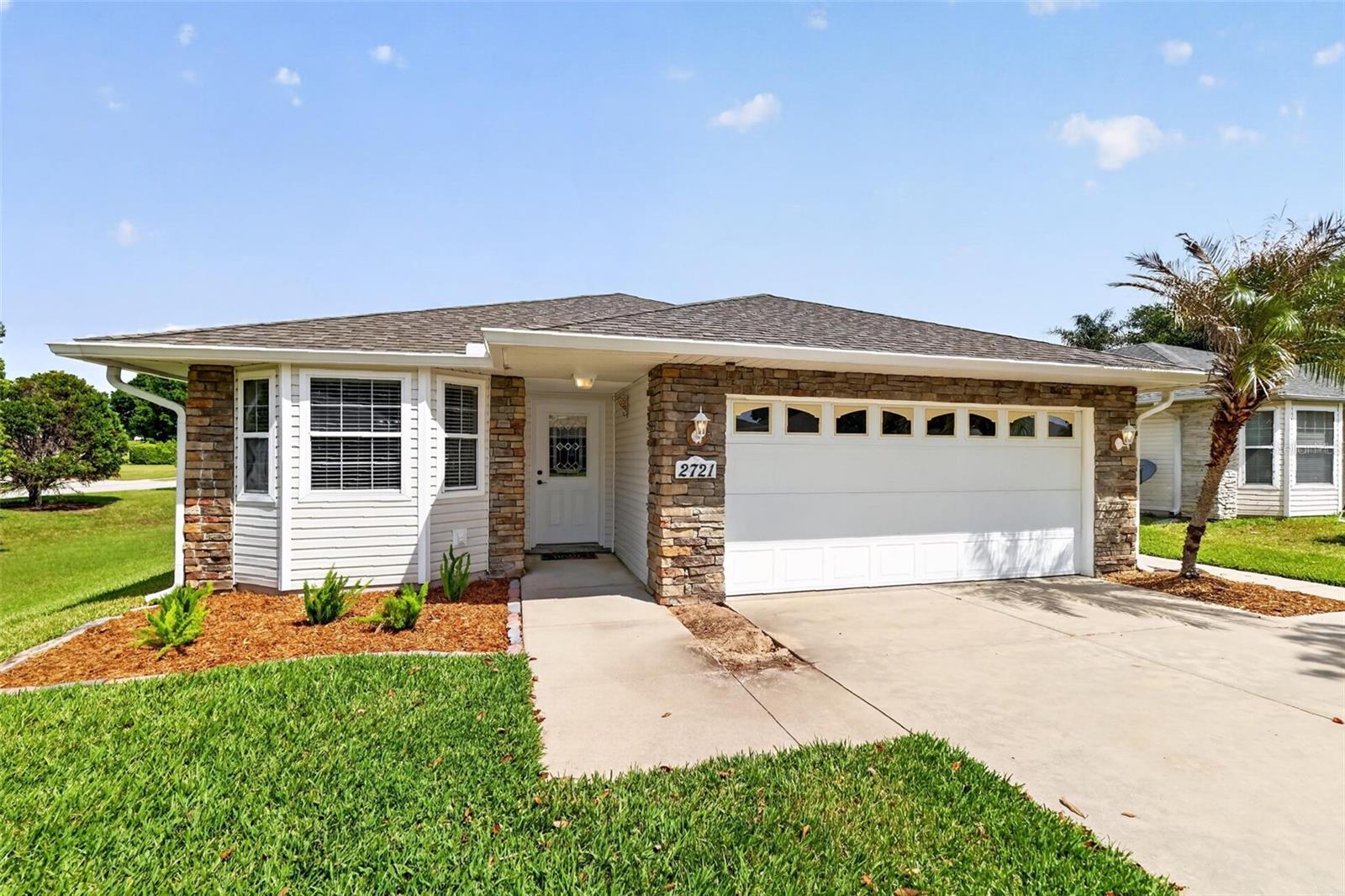 LAKE SAUNDERS POINTE - Residential