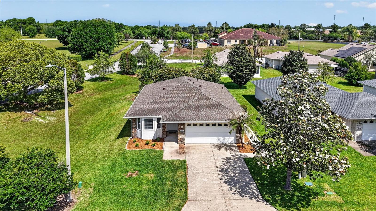 LAKE SAUNDERS POINTE - Residential