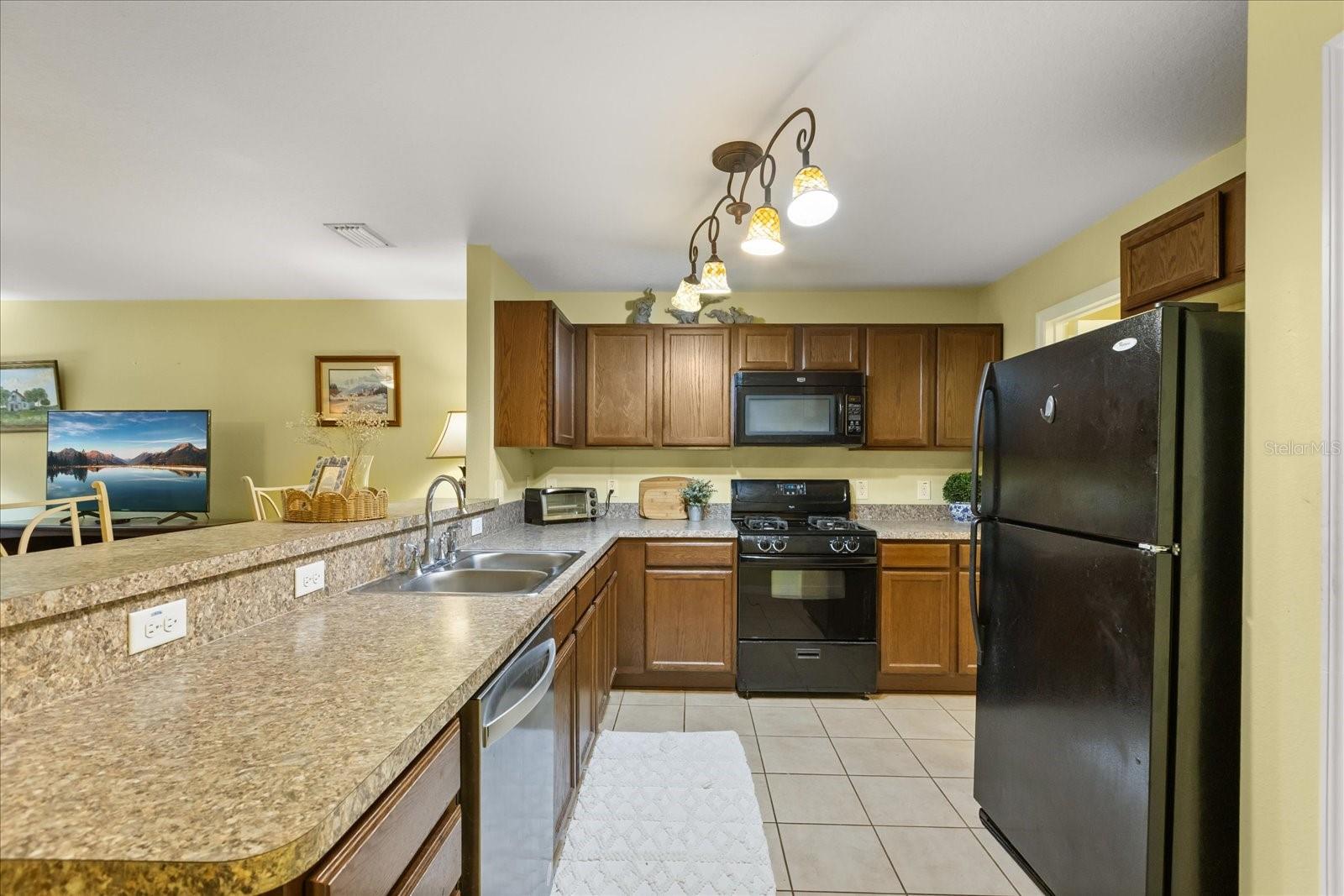 ARLINGTON RIDGE PH 01-C - Residential