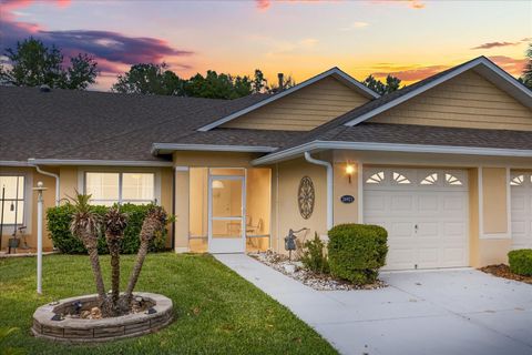 Photo of 26921 White Plains Way, Leesburg, FL 34748 (MLS # G5111039)