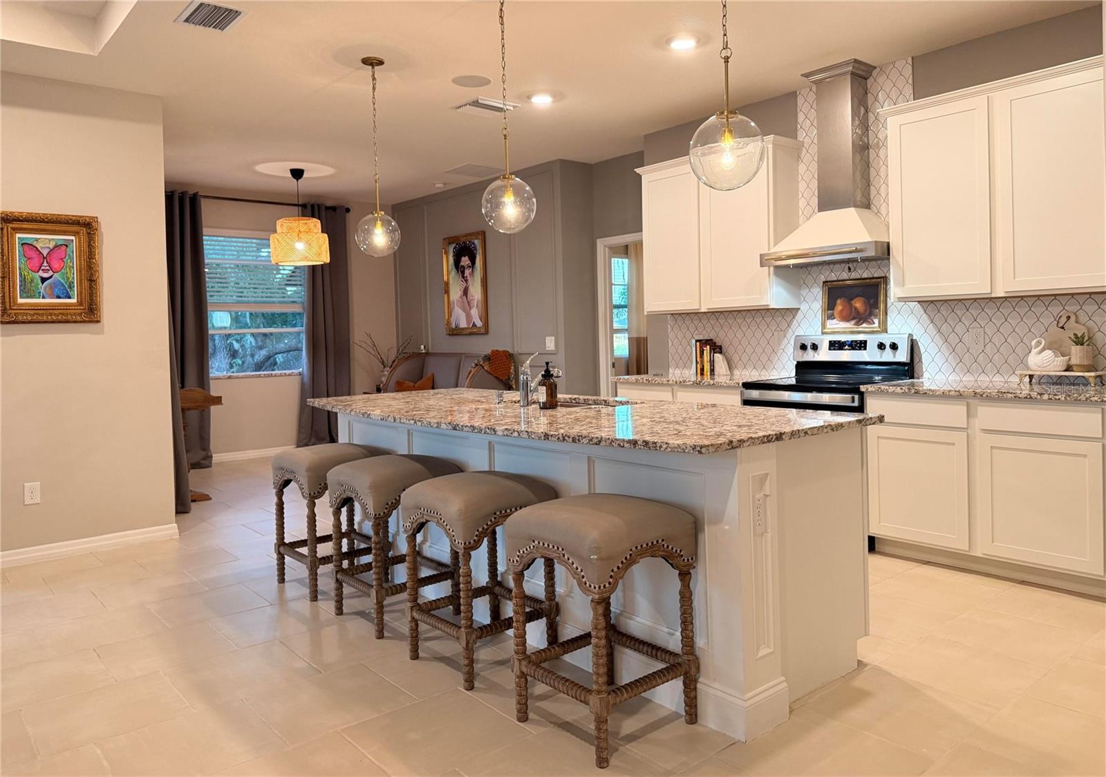 10800 LAXER CAY LOOP