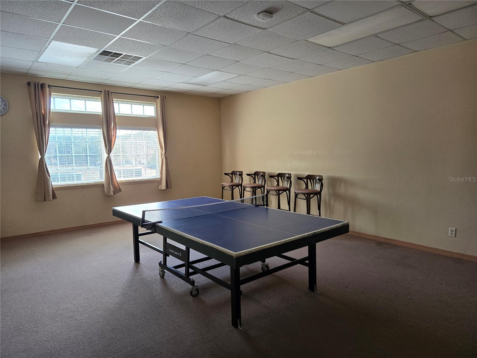 WILLIAMSBURG AT MEADOWBROOK - Residential