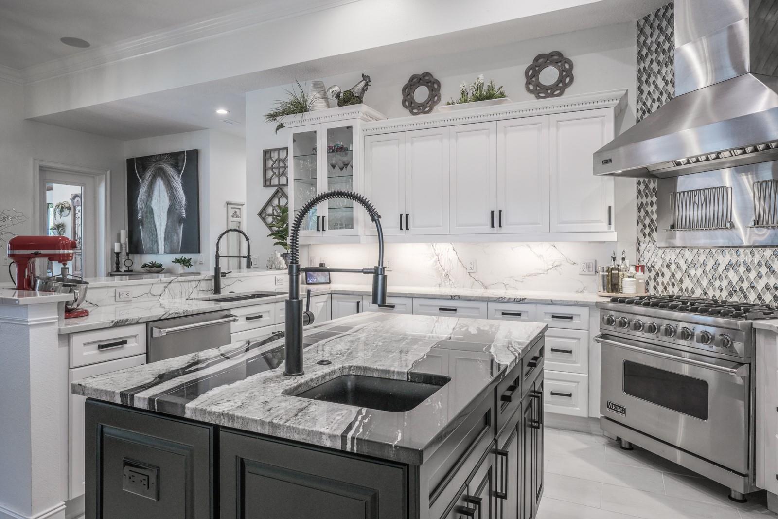 RENAISSANCE OAKS - Residential