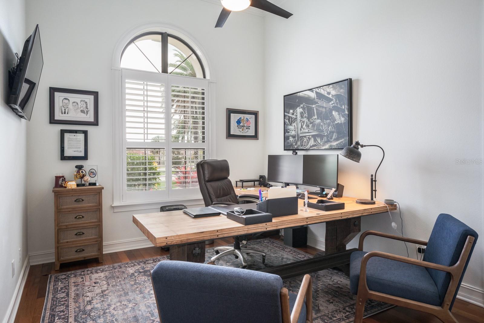 RENAISSANCE OAKS - Residential