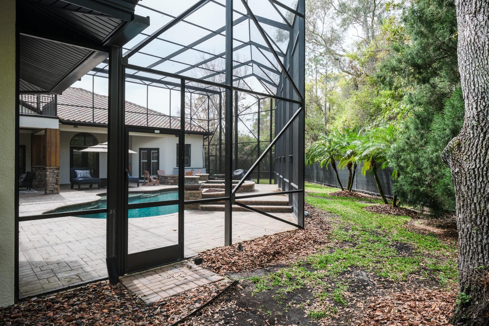 RENAISSANCE OAKS - Residential