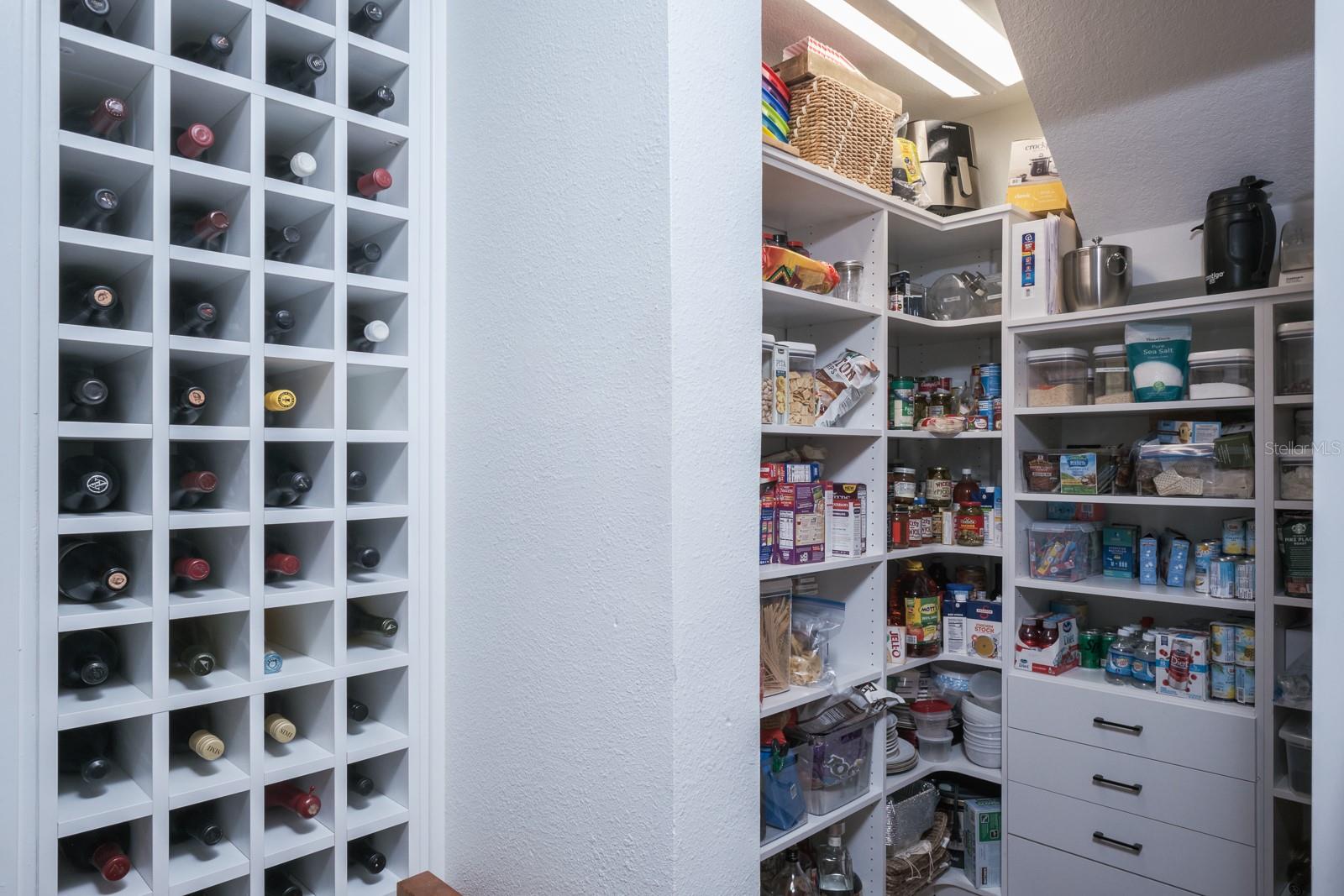 RENAISSANCE OAKS - Residential