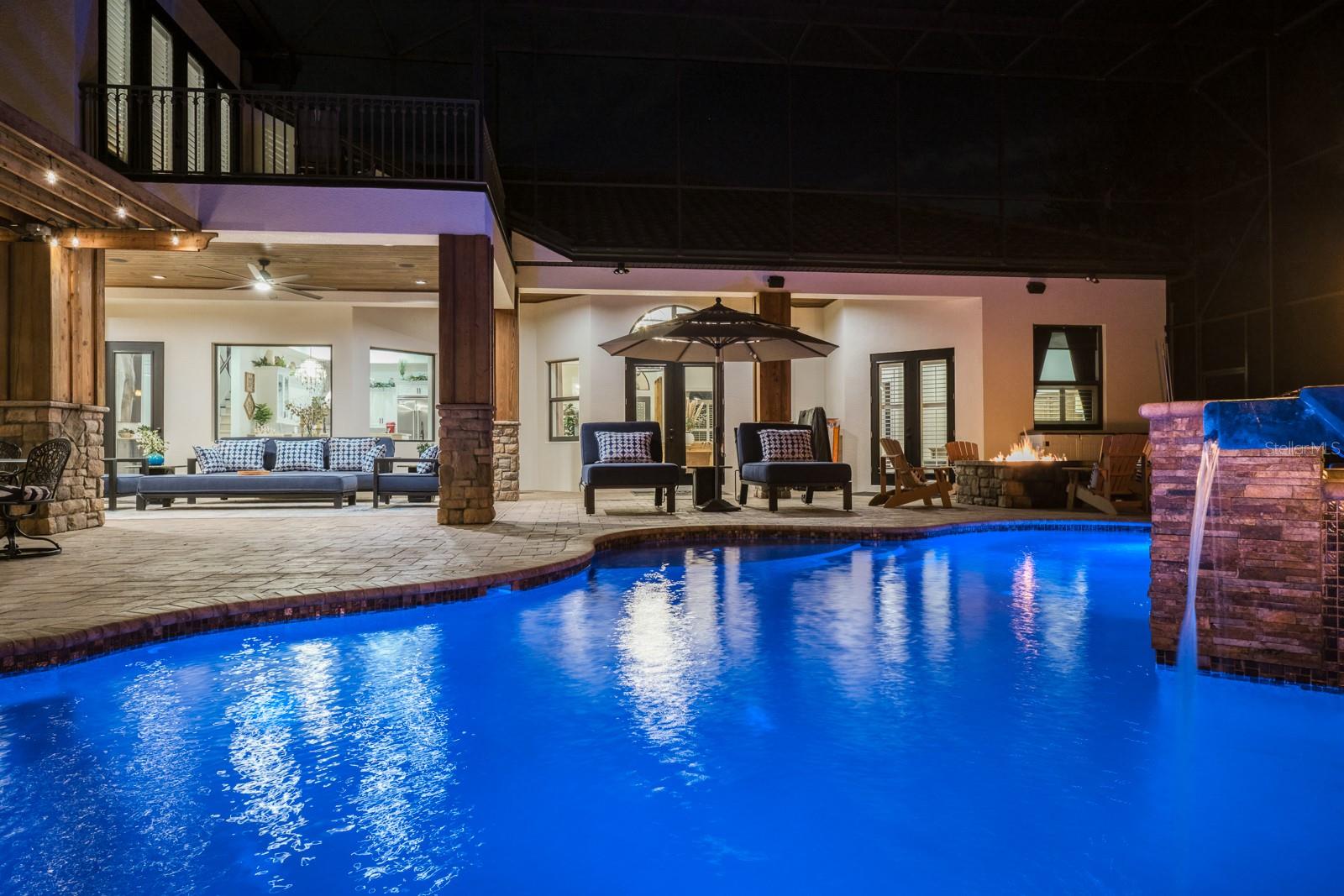 RENAISSANCE OAKS - Residential