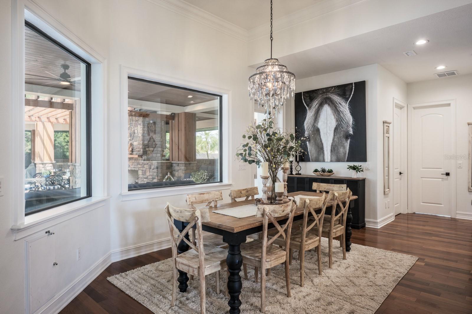 RENAISSANCE OAKS - Residential