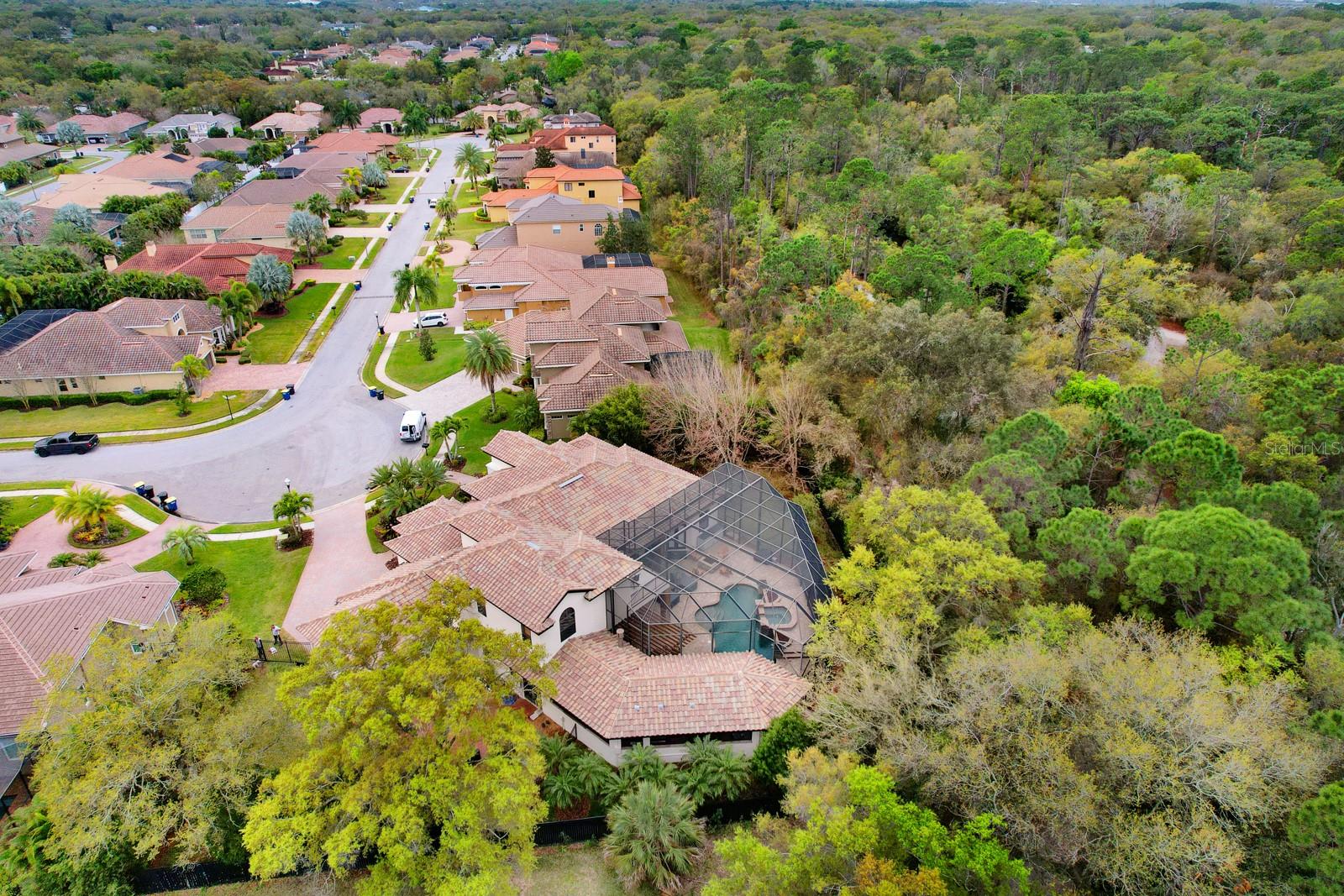 RENAISSANCE OAKS - Residential