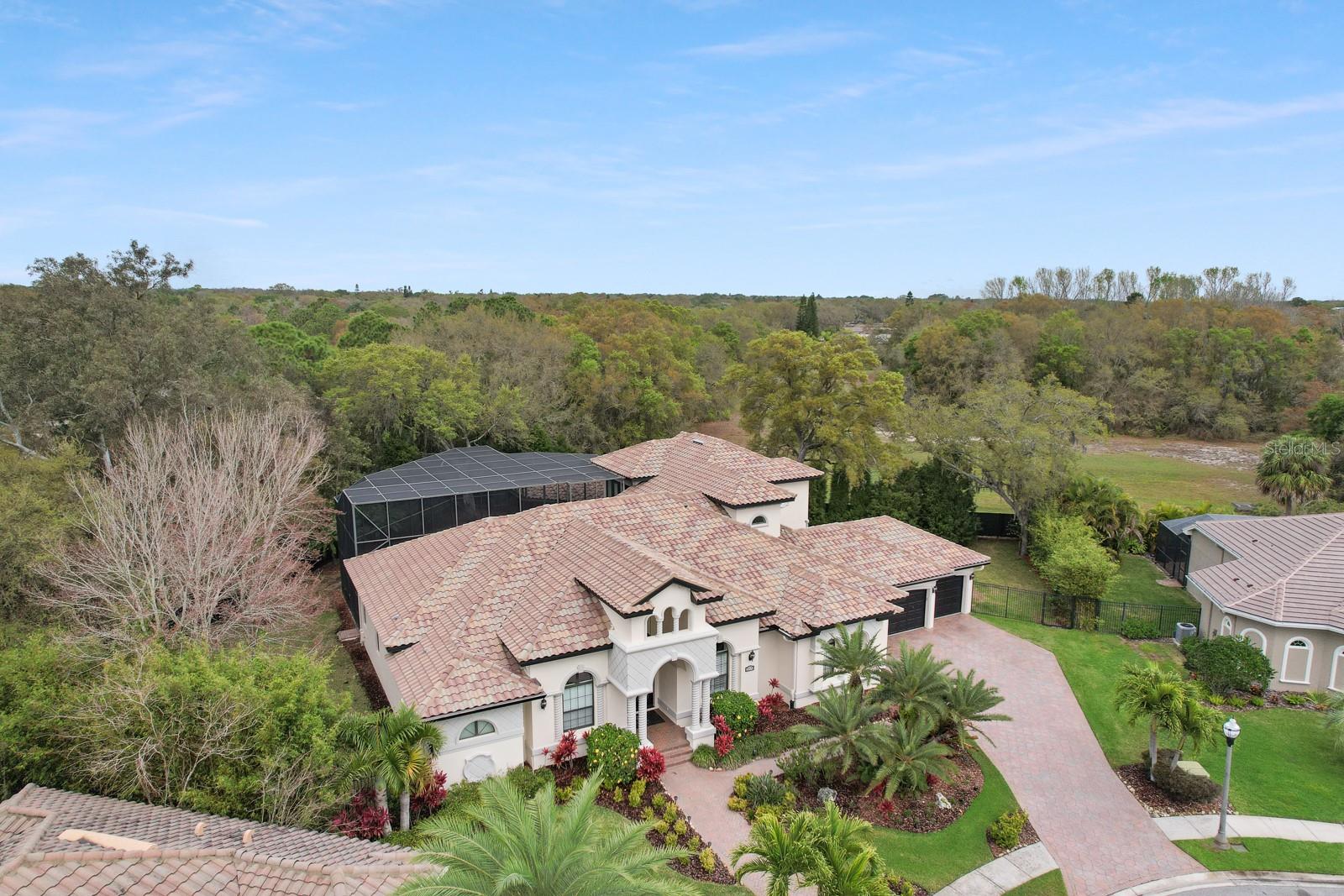 RENAISSANCE OAKS - Residential